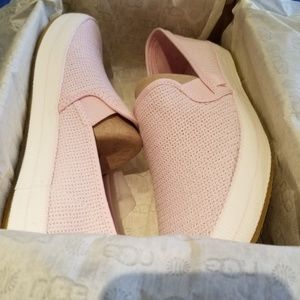 UGG Shoes - Sneakers UGG Shoes - Sneakers